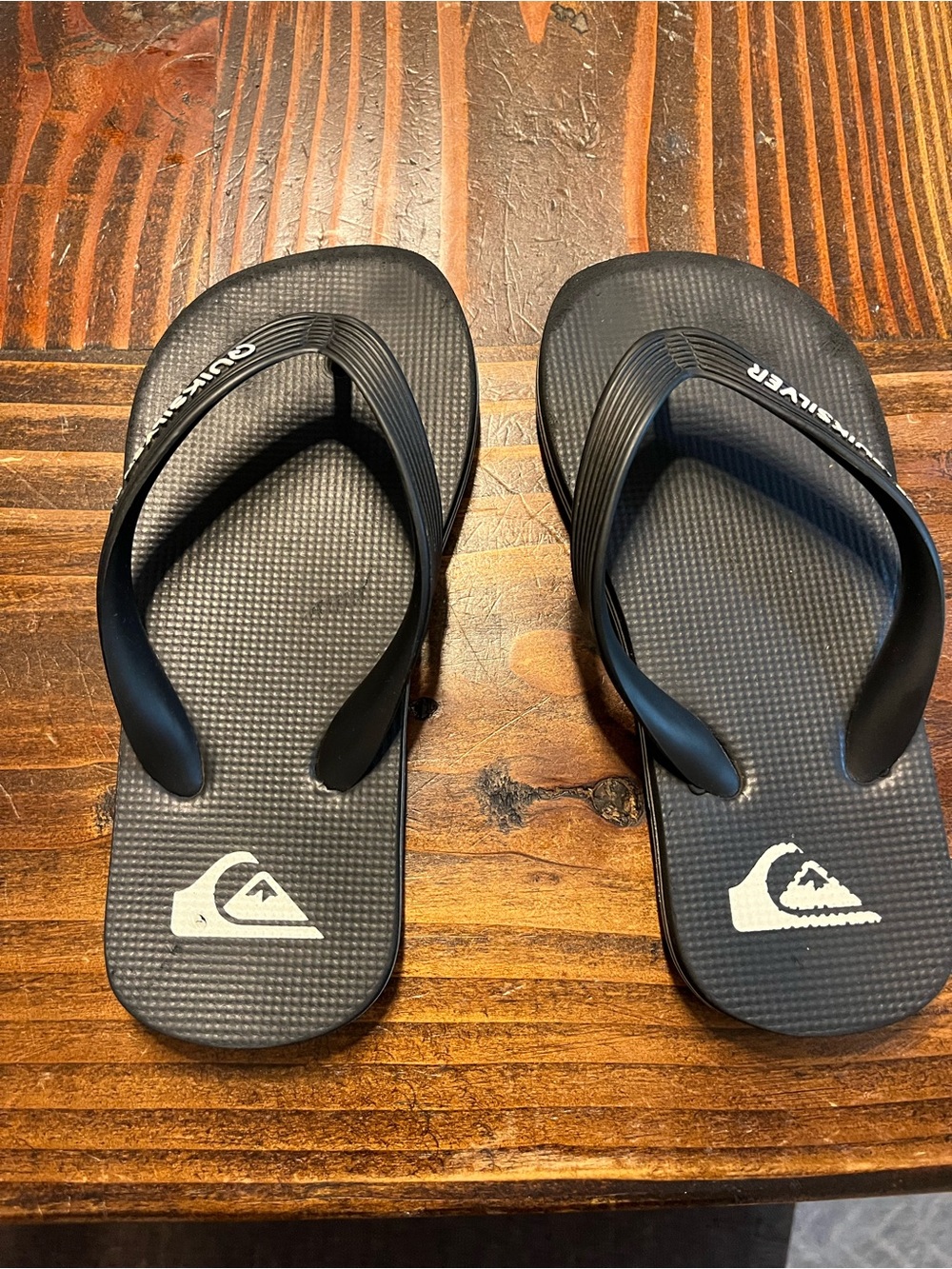 Quiksilver Black Logo Rubber Flip-Flops